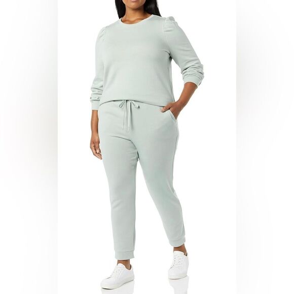 NWT Women’s Amazon Aware Gray Puff Sleeve Long Sleeve Sweatshirt Size Large - Picture 1 of 8